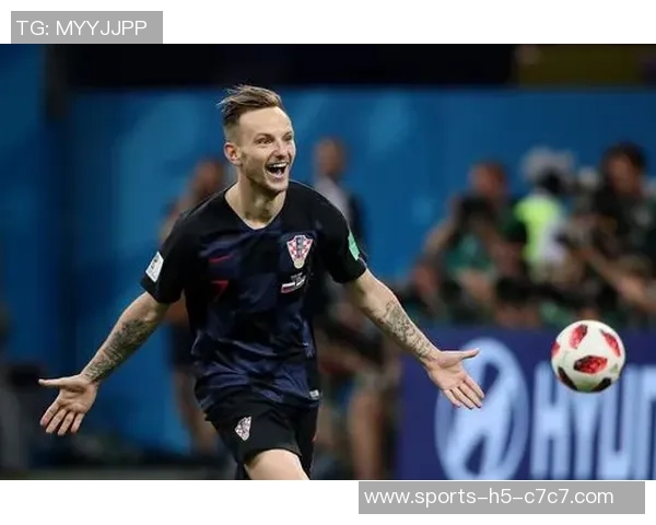 早报聚焦：德国荷兰双双晋级展现强劲实力无懈可击